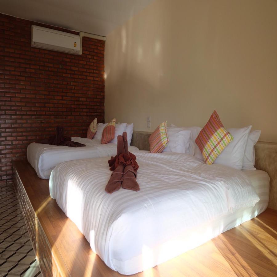 Bann Suan Maya Mae Rim Extérieur photo