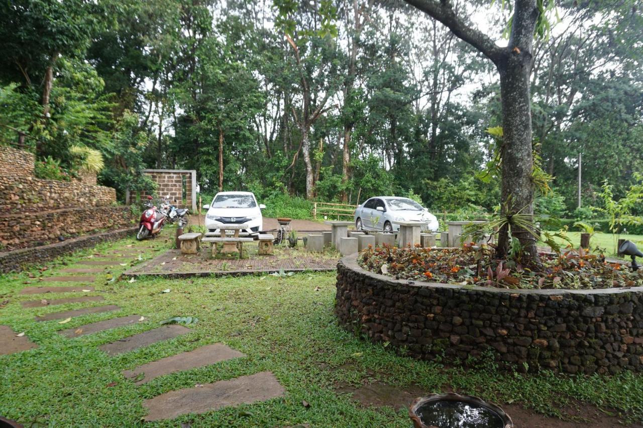 Bann Suan Maya Mae Rim Extérieur photo
