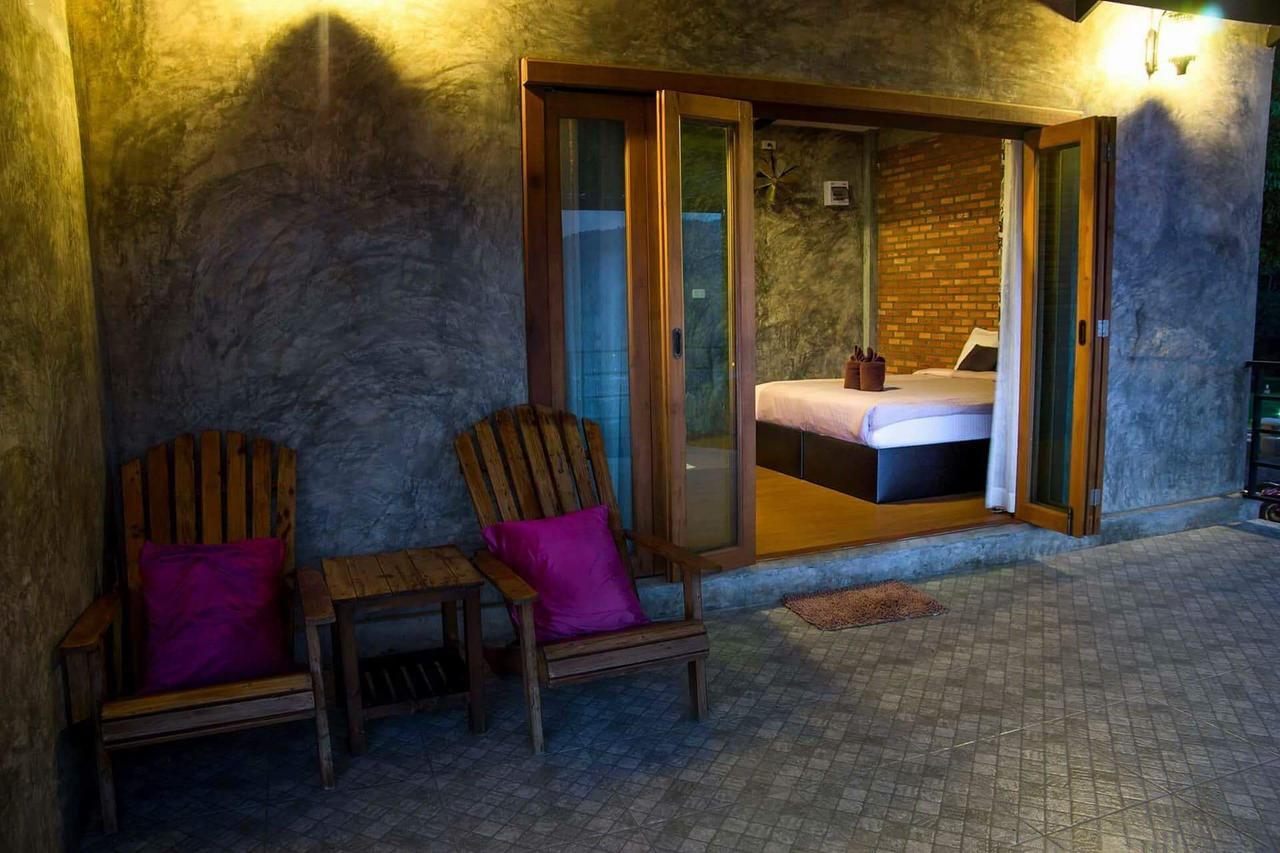 Bann Suan Maya Mae Rim Extérieur photo